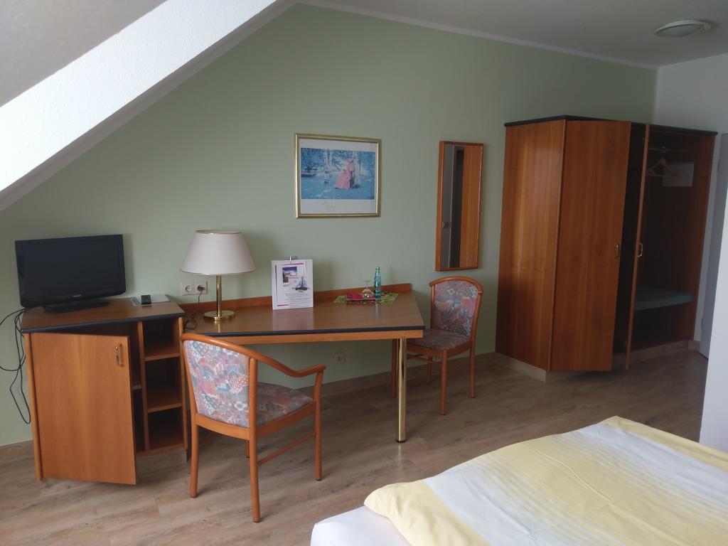 Hotel Elxleben Экстерьер фото