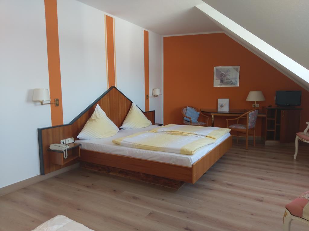 Hotel Elxleben Экстерьер фото